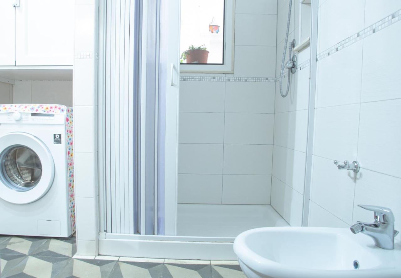 Casa Orchidea - The Fab Stay Brindisi Bagian luar foto