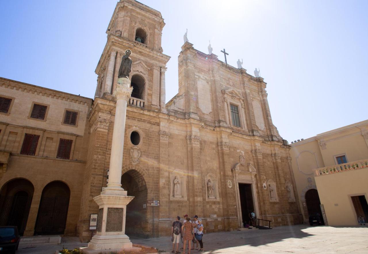 Casa Orchidea - The Fab Stay Brindisi Bagian luar foto