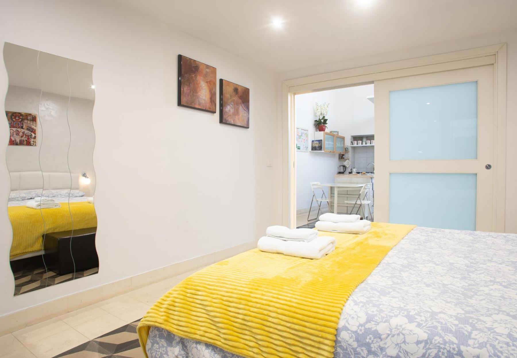 Casa Orchidea - The Fab Stay Brindisi Bagian luar foto