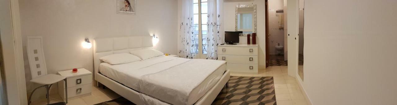 Casa Orchidea - The Fab Stay Brindisi Bagian luar foto